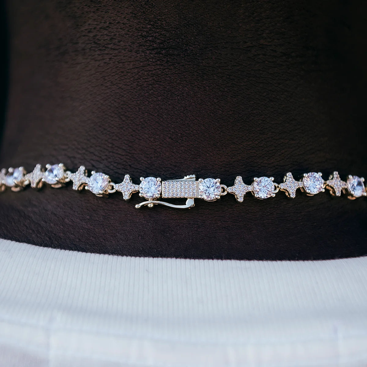 Round Stone Star Tennis Chain in (White Gold/Gold Plated)