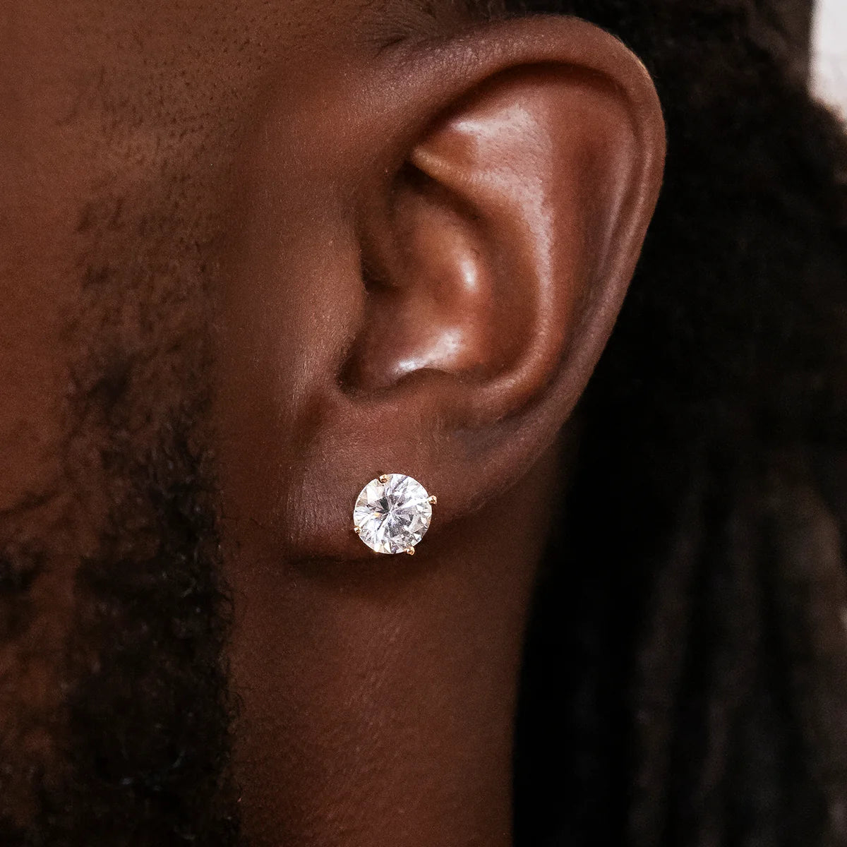 7mm Round Cut Diamond Stud Earrings in White Gold