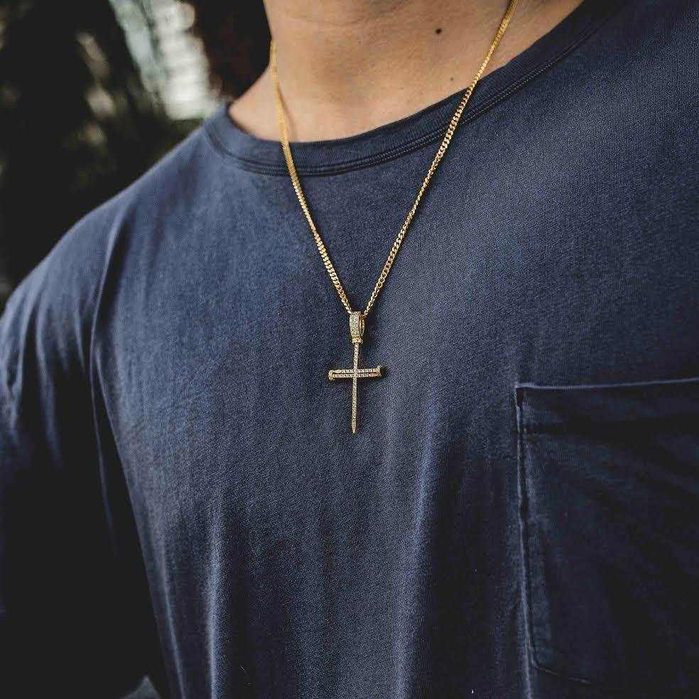 Nail Cross Chain in Yellow Gold